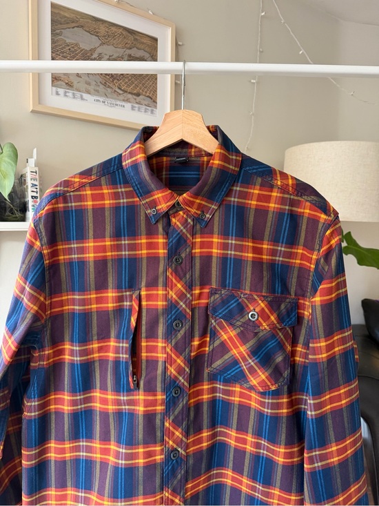 Alaskan Hardgear Other - Alaskan Hardgear Plaid Flannel Button-Up Shirt in Navy, Red & Orange